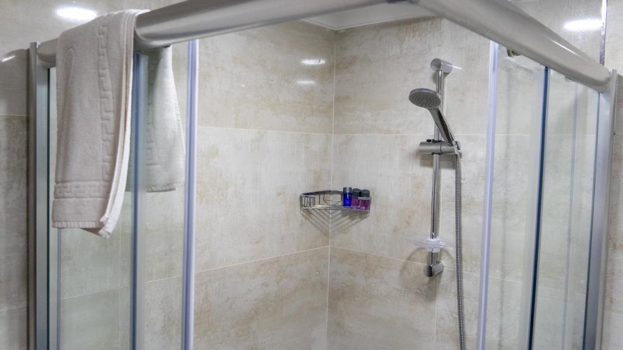 Bursa Suites Apart Otel Extérieur photo A shower