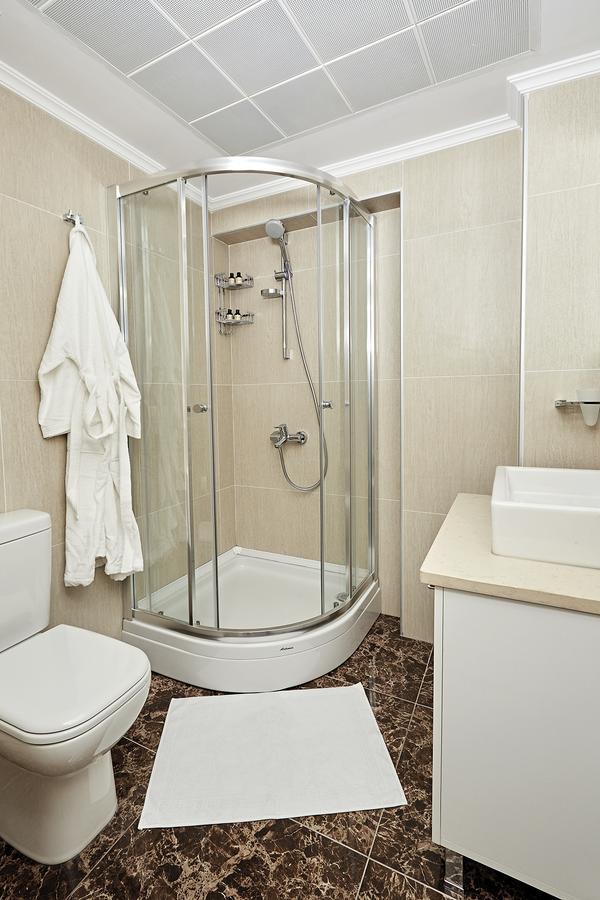 Bursa Suites Apart Otel Extérieur photo A shower cubicle